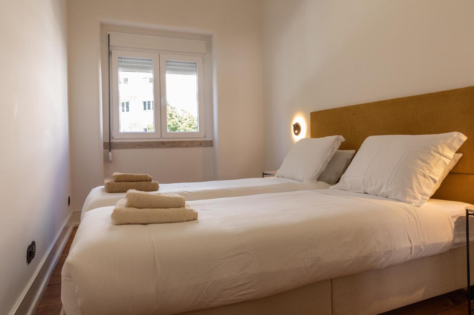 Alvalade 58 - Charming 2 Bedroom Apartment With Ac Near The Airport And City Center Lisbon Exterior photo